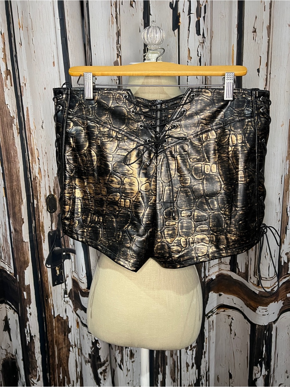 AKIRA Black and Gold Croc-Print Lace-Up Faux Leather Shorts